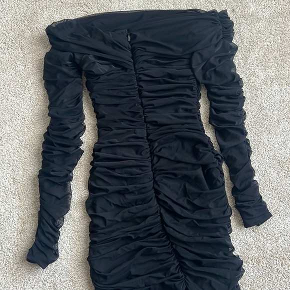 HOUSE OF CB MIDI RUCHED DRESS - Picture 5 of 5